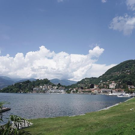 Lily Lake Maggiore Laveno-Mombello Exterior photo