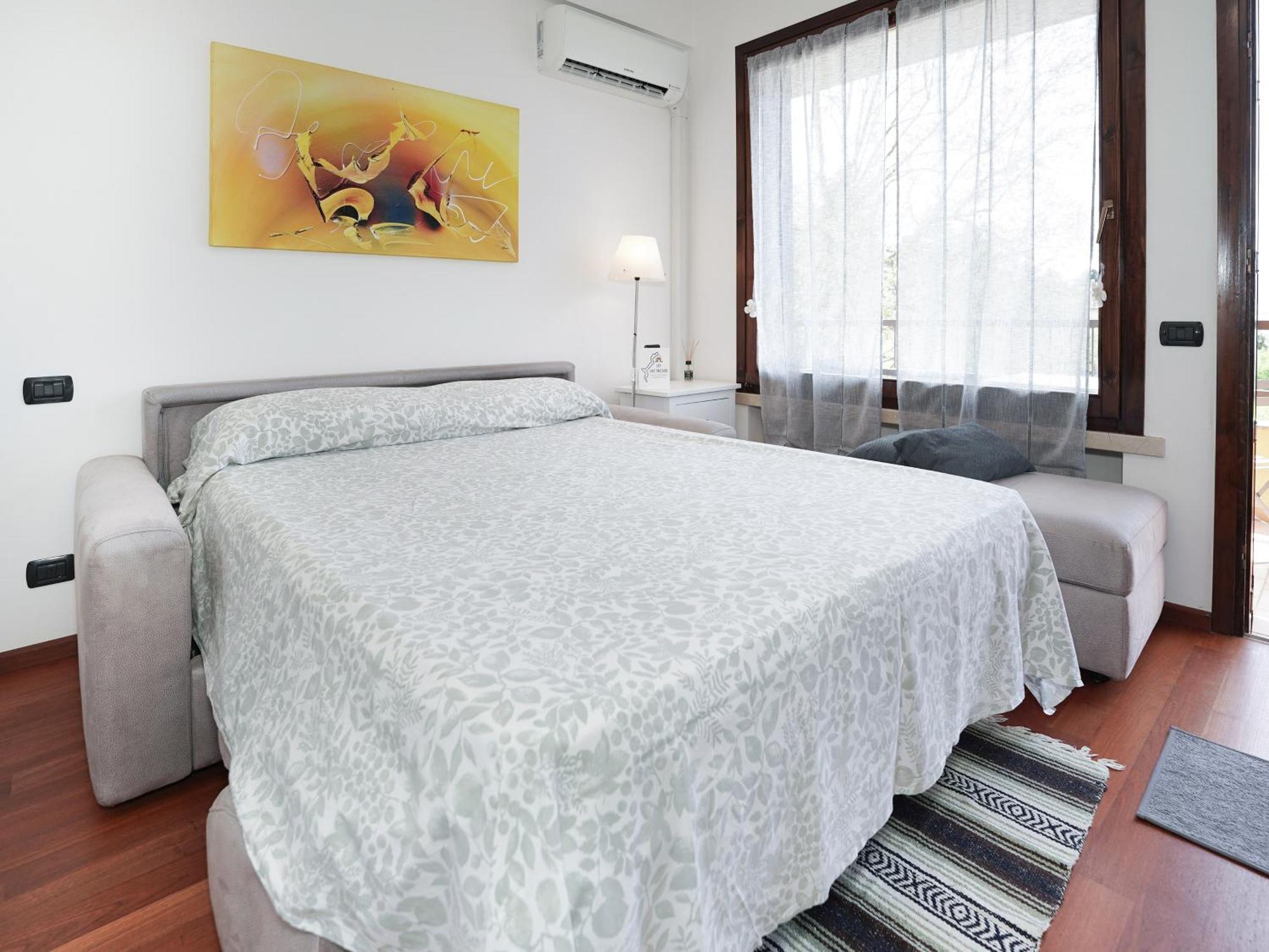 Lily Lake Maggiore Laveno-Mombello Exterior photo